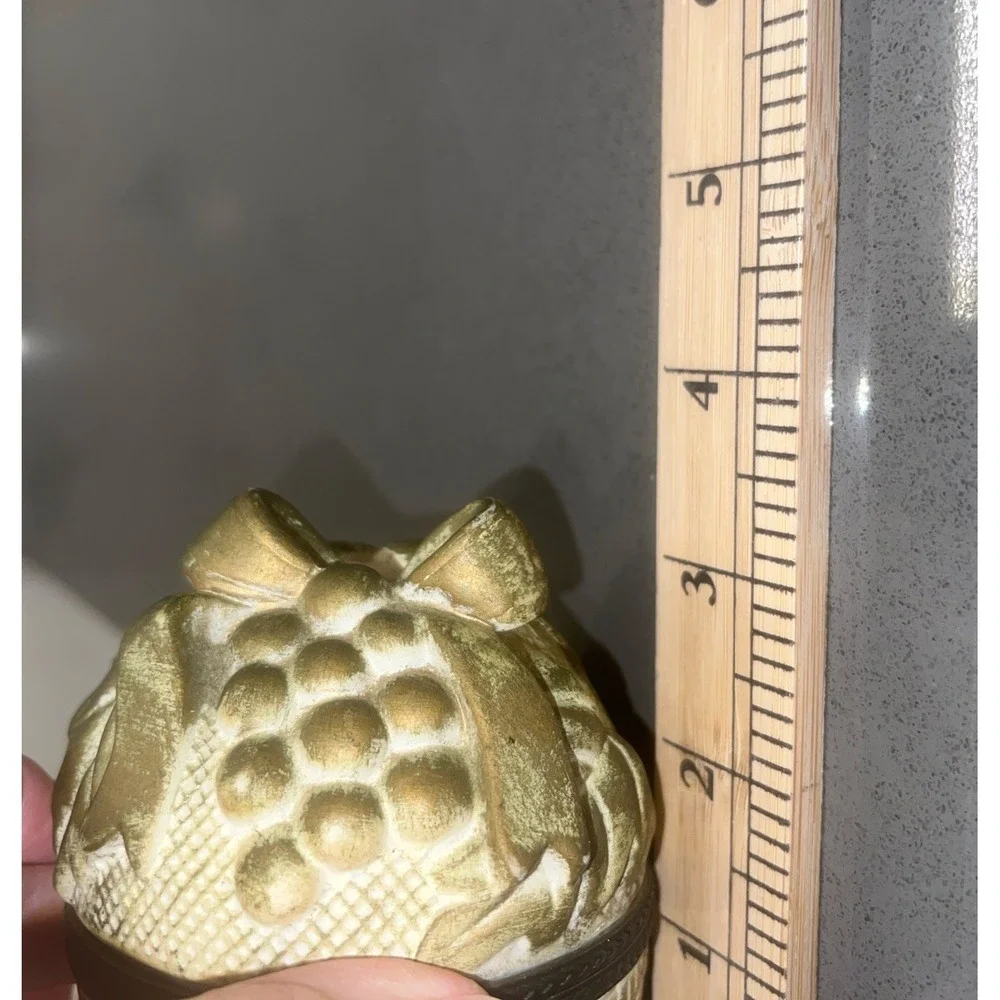Ball Shaped TRINKET BOX Fruit Basket Gold Bow Grapes Photo Place Card Holder